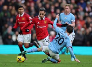 bóng đá Man City vs Man United